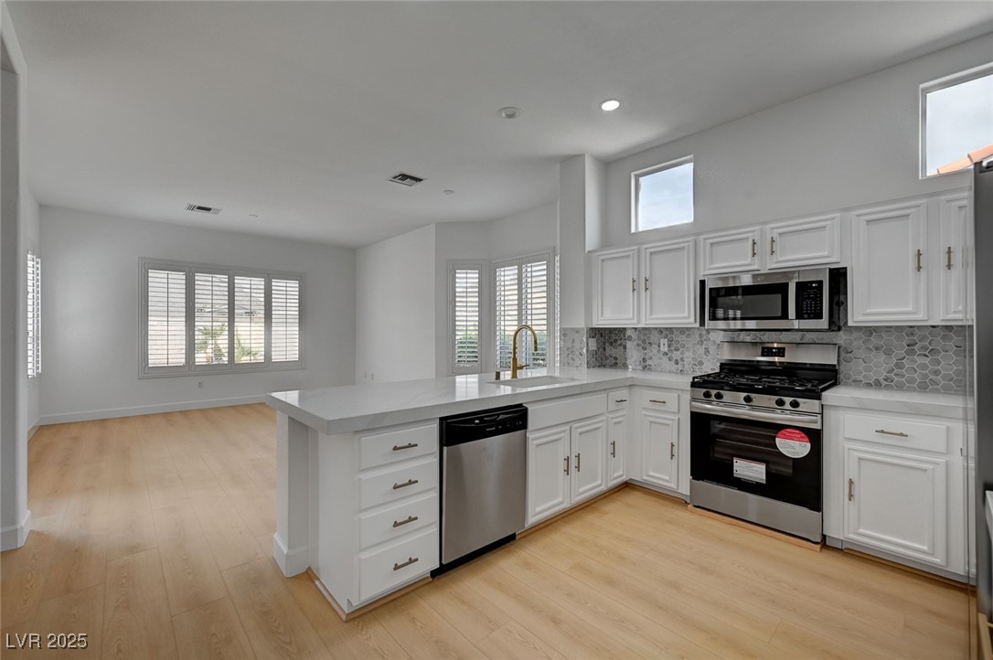 2721 Faiss Drive, Las Vegas, Nevada image 10
