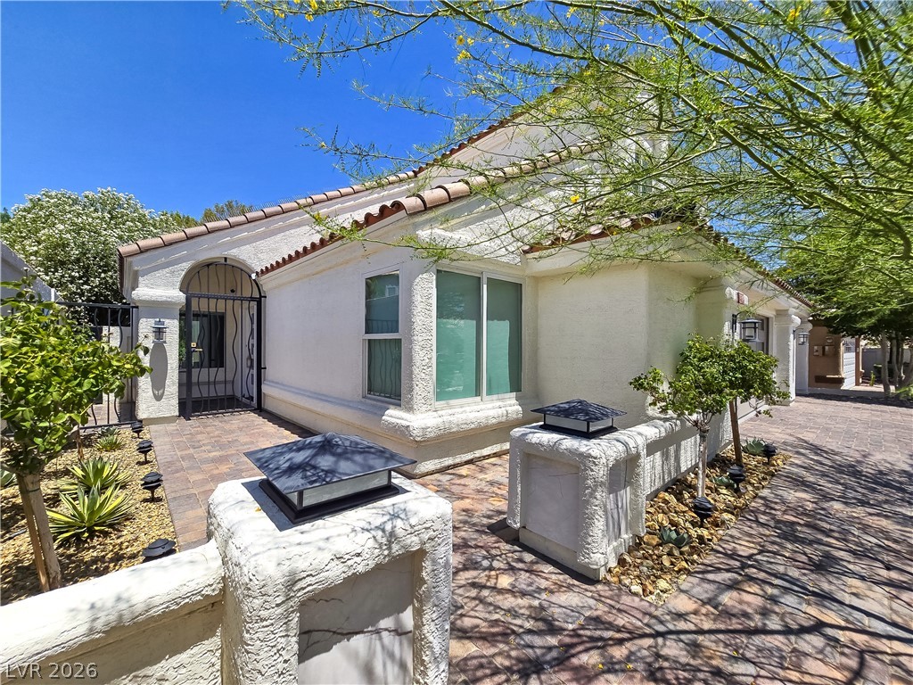 9708 Craighead Lane
