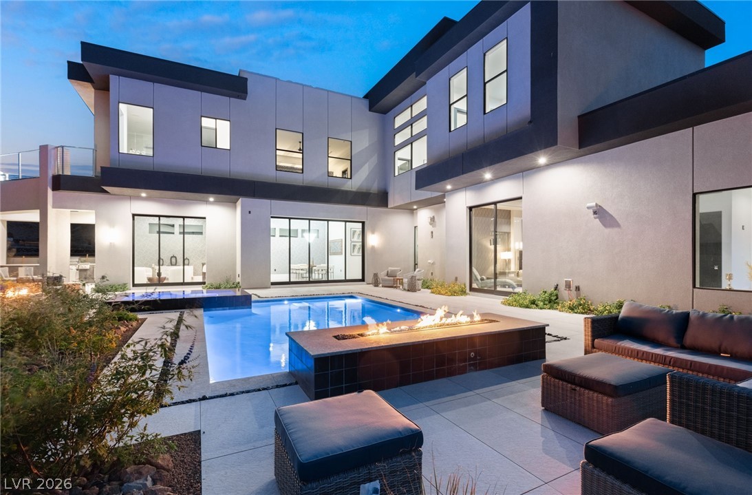 14 Sanctuary Peak Court