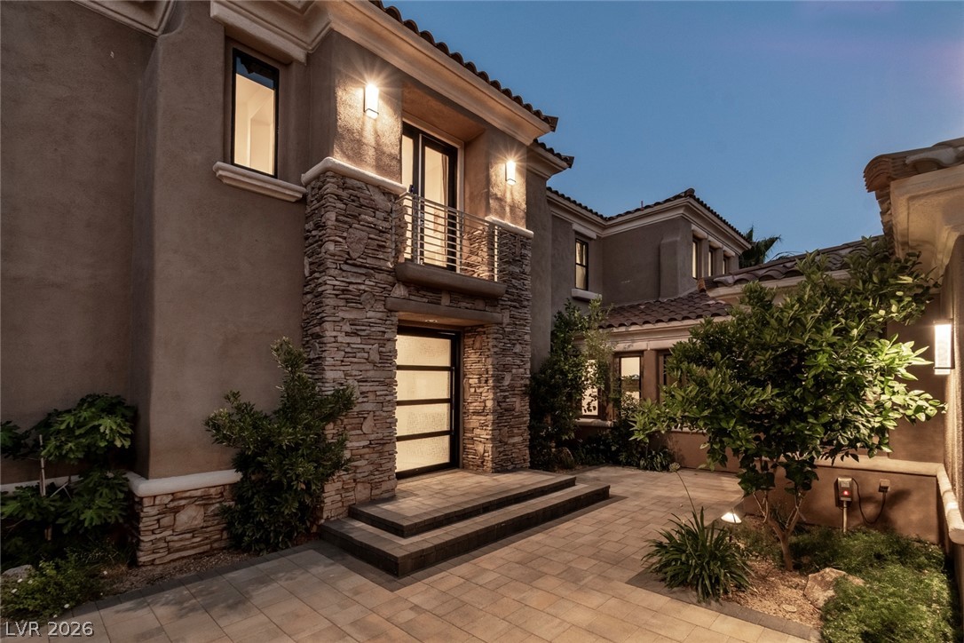 2438 Green Mountain Court