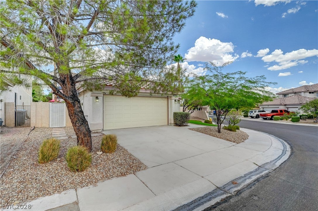 1717 Royal Canyon Drive