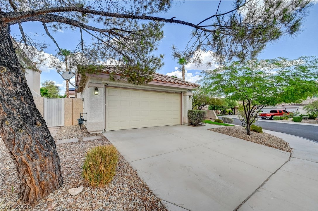 1717 Royal Canyon Drive