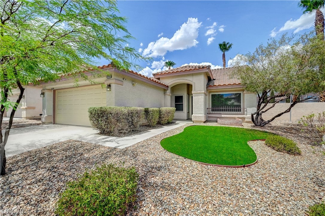 1717 Royal Canyon Drive