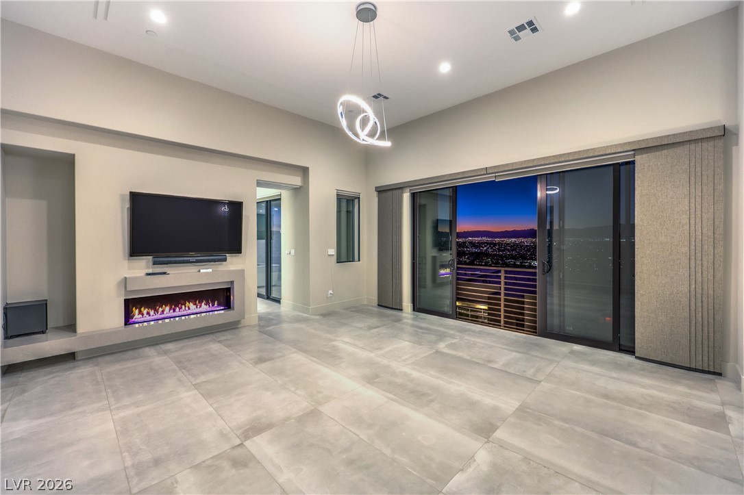 Henderson, Nevada, 89012, United States, 4 Bedrooms Bedrooms, ,5 BathroomsBathrooms,Residential,Active,2016114