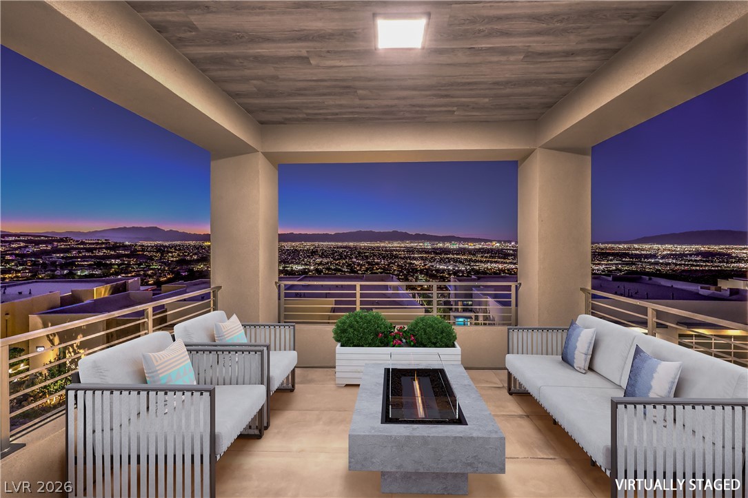 Henderson, Nevada, 89012, United States, 4 Bedrooms Bedrooms, ,5 BathroomsBathrooms,Residential,Active,2016114