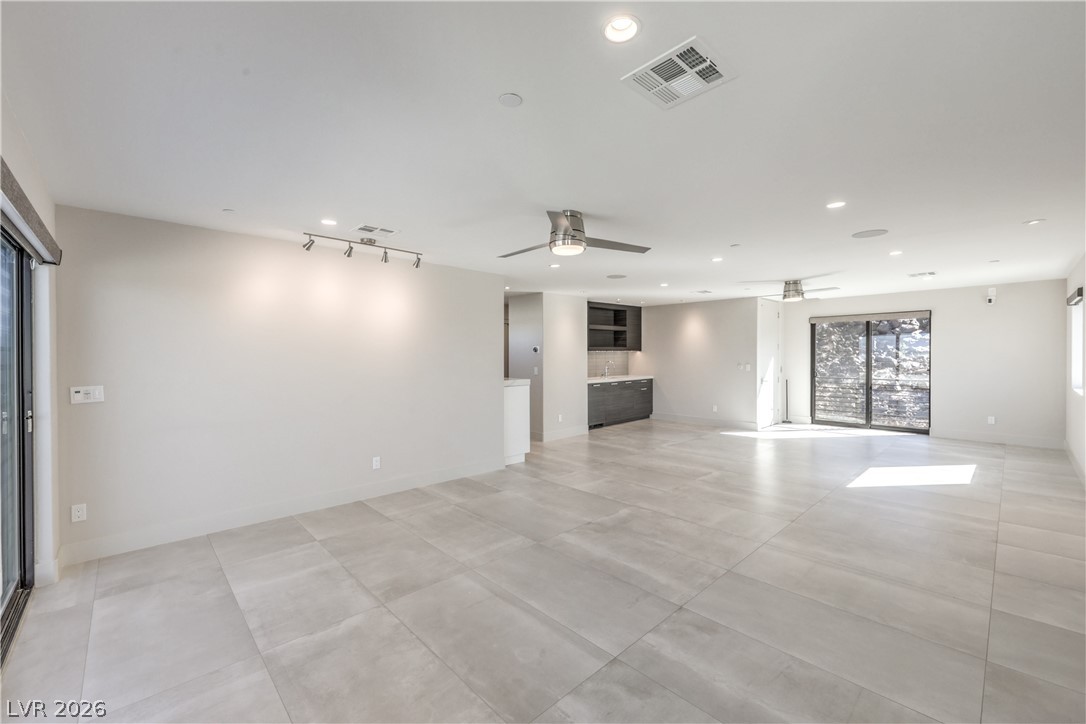 Henderson, Nevada, 89012, United States, 4 Bedrooms Bedrooms, ,5 BathroomsBathrooms,Residential,Active,2016114