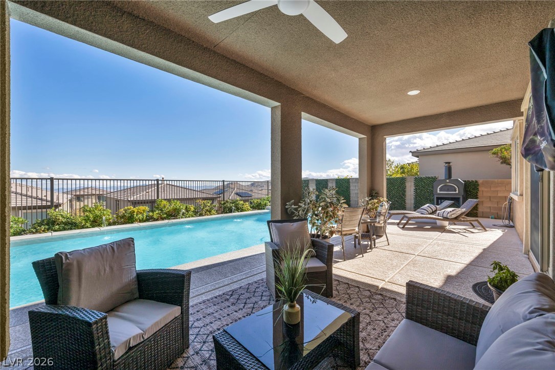 390 Coastal Redwood Street