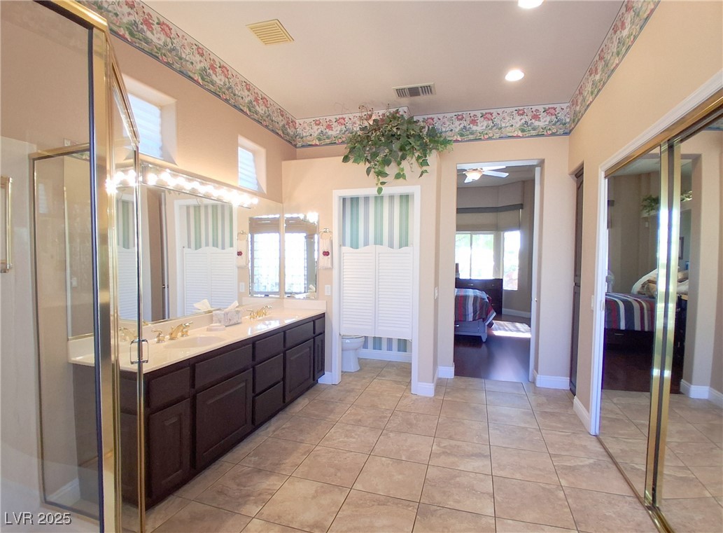 Las Vegas, Nevada 89134, United States, 2 Bedrooms Bedrooms, ,2 BathroomsBathrooms,Residential,Active,238849