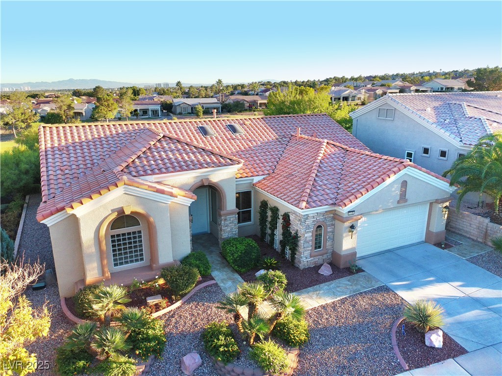 Las Vegas, Nevada 89134, United States, 2 Bedrooms Bedrooms, ,2 BathroomsBathrooms,Residential,Active,238849