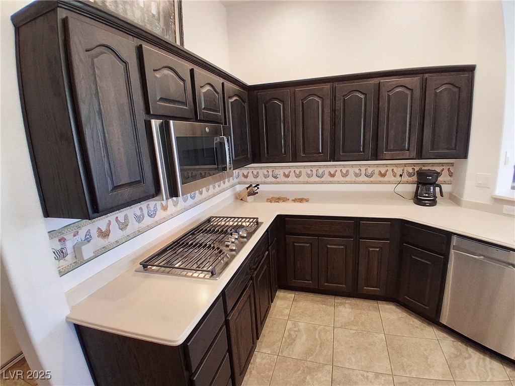 Las Vegas, Nevada 89134, United States, 2 Bedrooms Bedrooms, ,2 BathroomsBathrooms,Residential,Active,238849