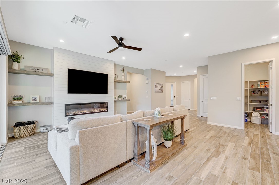 3391 Peak View Avenue