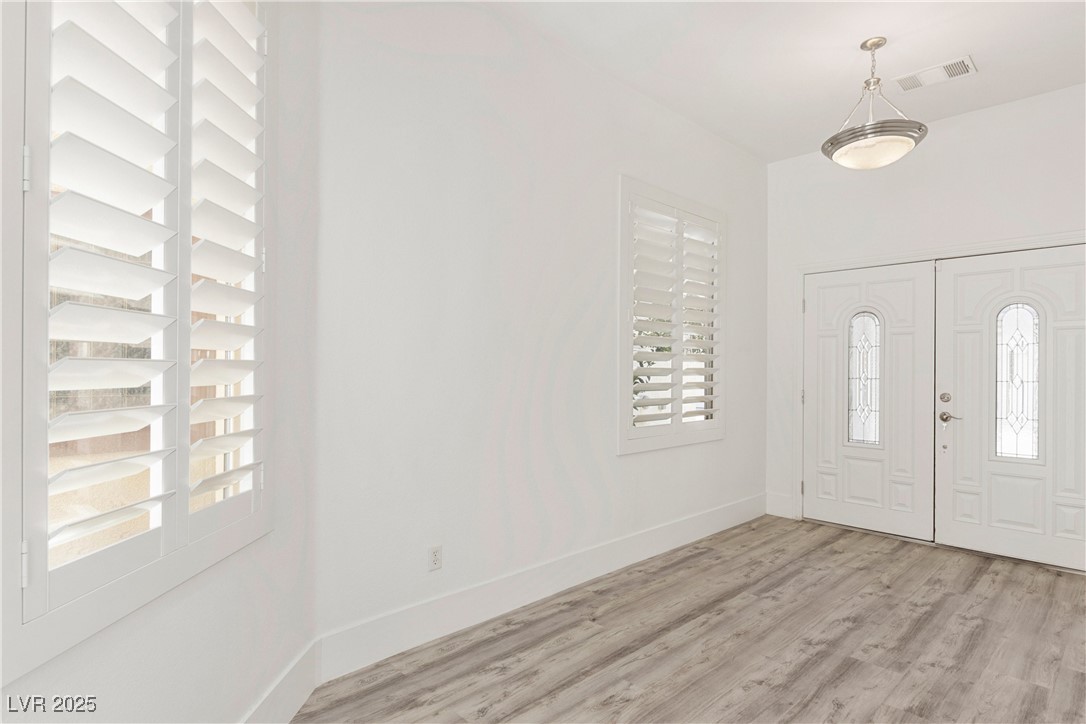 9228 Whitekirk Place, Las Vegas, Nevada image 4