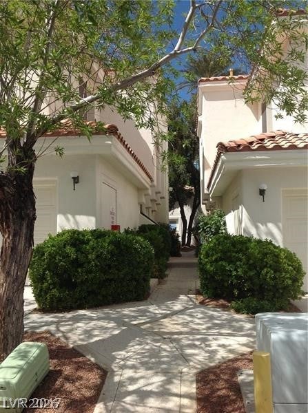 7636 ROLLING VIEW Drive 101