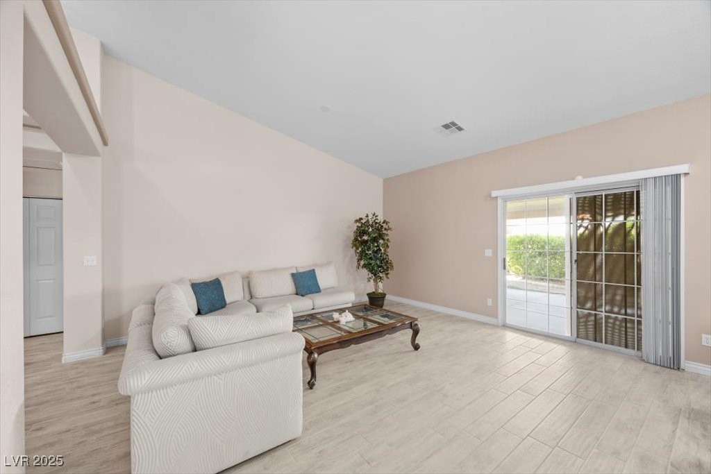 5408 Fountain Palm Street
