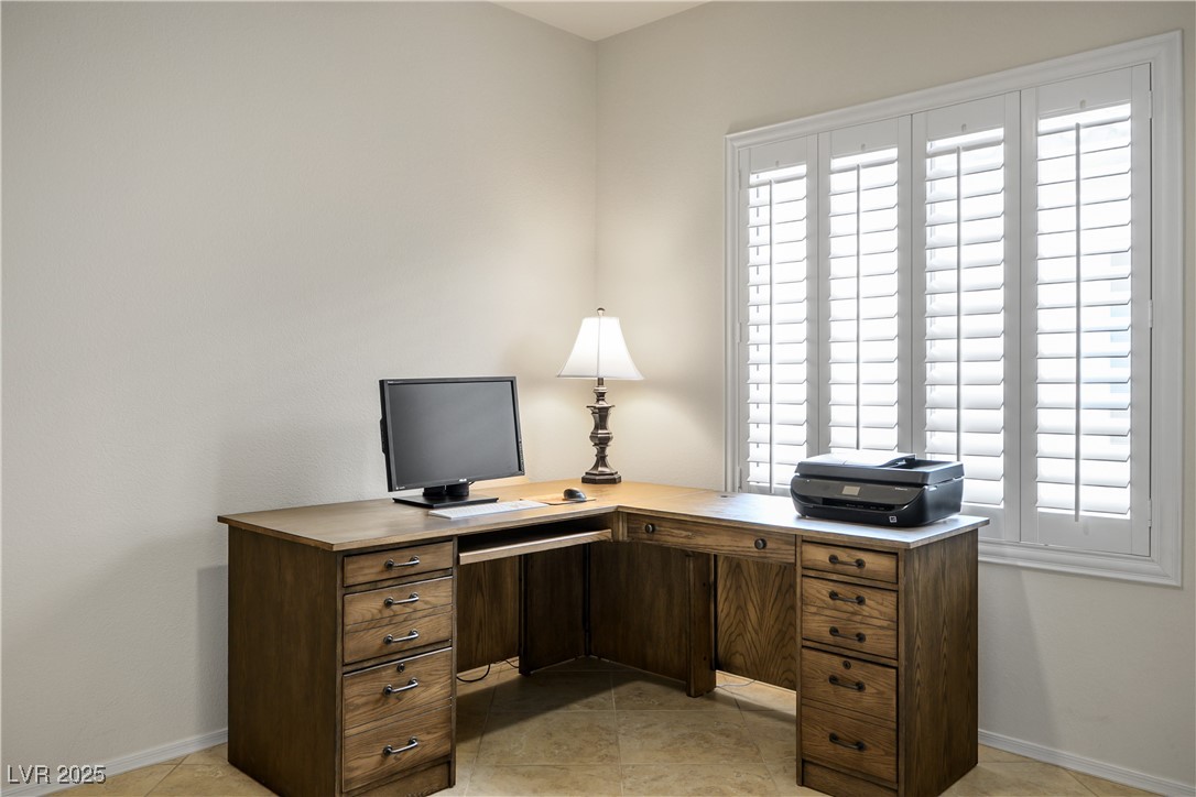 1782 Black Fox Canyon Road, Henderson, Nevada image 17