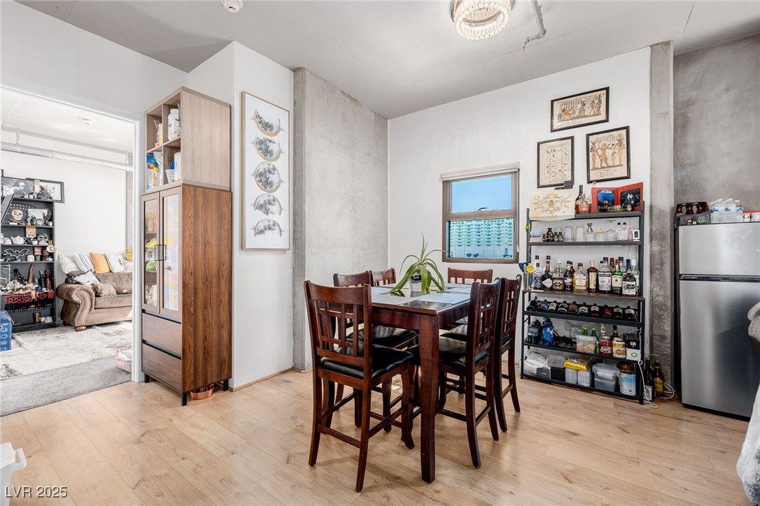 353 E Bonneville Avenue 632