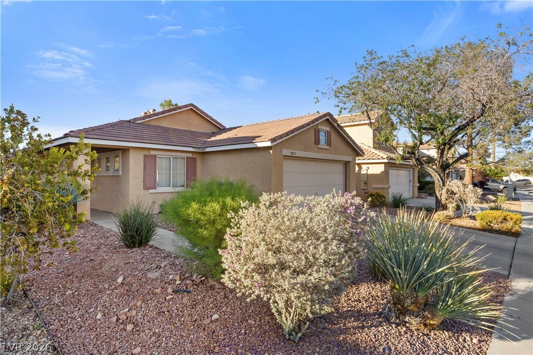 9011 Edgeworth Place