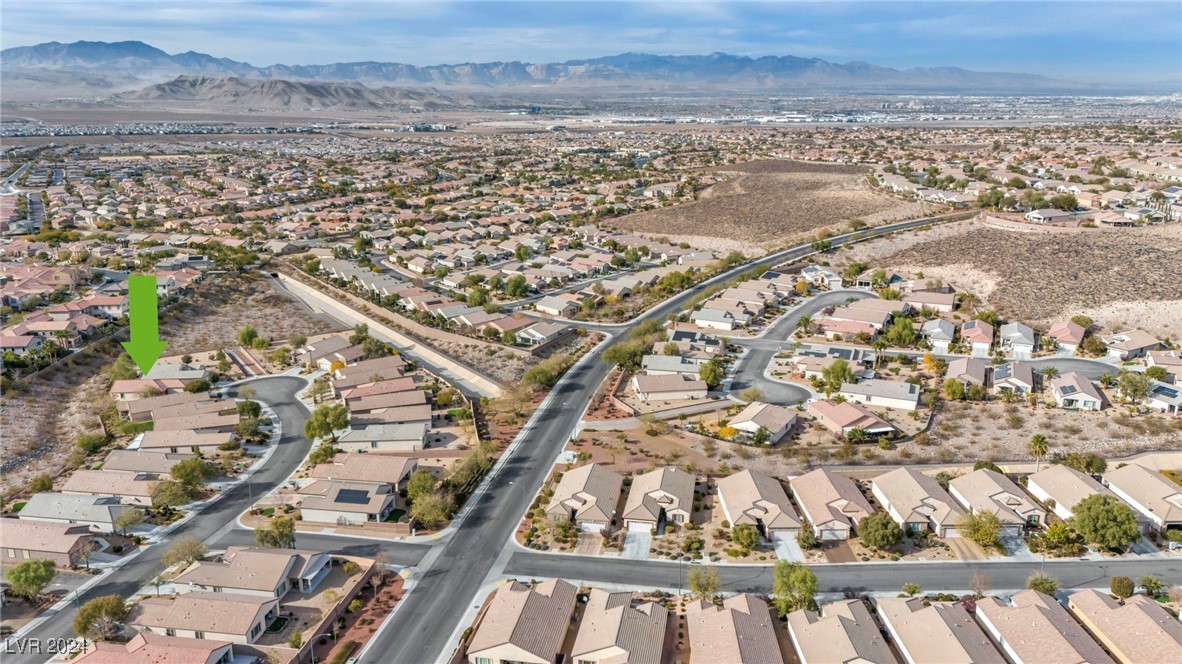 2591 Binary Stars Street, Henderson, Nevada image 39