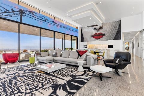 11 Cloud Chaser Boulevard Henderson NV 89012