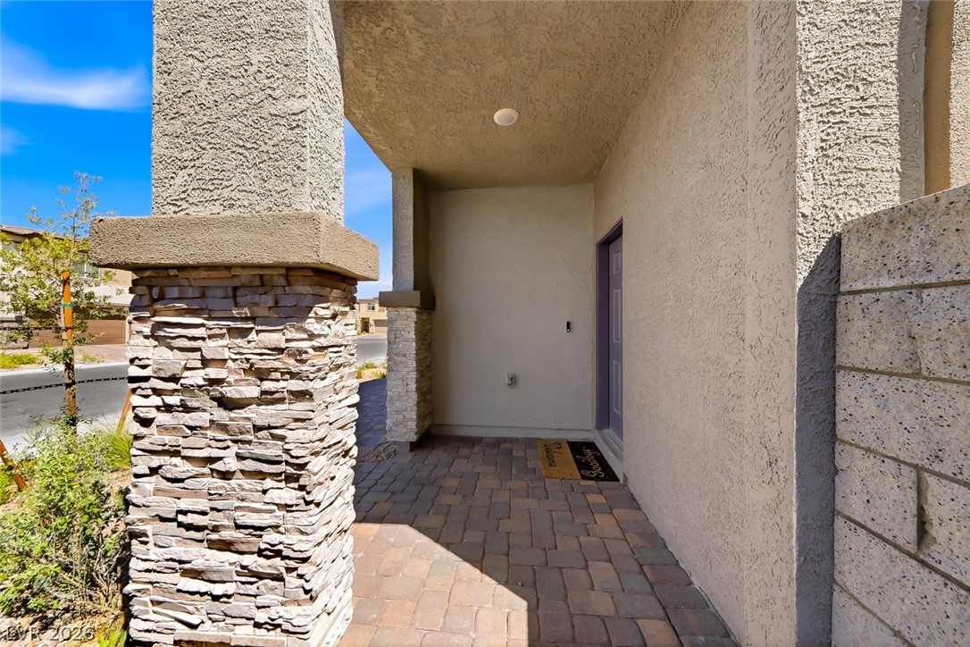 8335 Meridian Ridge Avenue