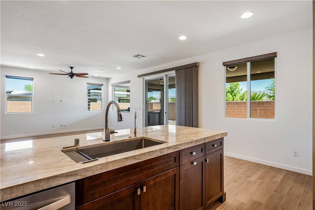 4681 SE Clifftop Drive