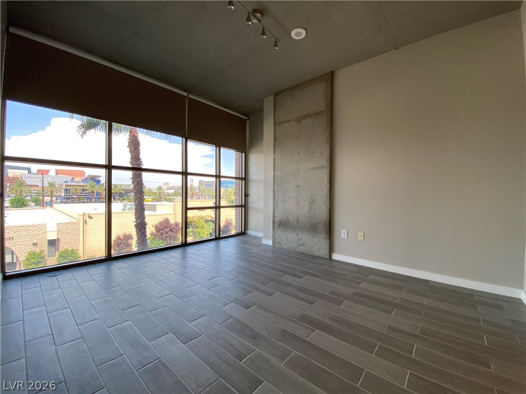 353 E Bonneville Avenue 339