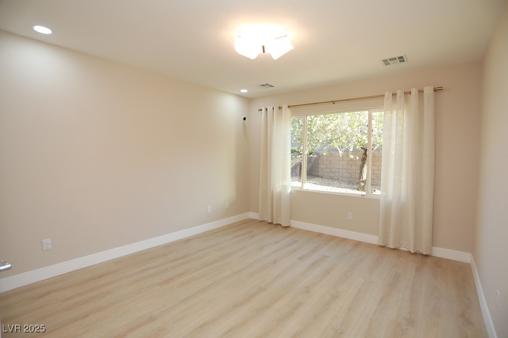 Henderson, Nevada 89044, United States, 2 Bedrooms Bedrooms, ,2 BathroomsBathrooms,Residential,Active,164050