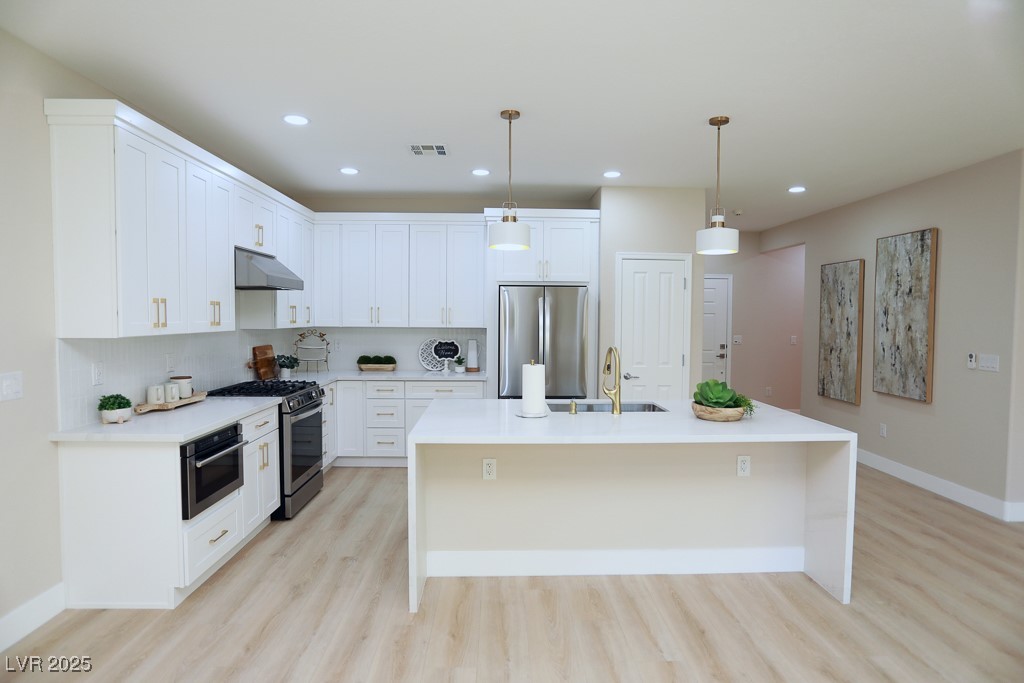 Henderson, Nevada 89044, United States, 2 Bedrooms Bedrooms, ,2 BathroomsBathrooms,Residential,Active,164050 Henderson, Nevada 89044, United States, 2 Bedrooms Bedrooms, ,2 BathroomsBathrooms,Residential,Active,164050