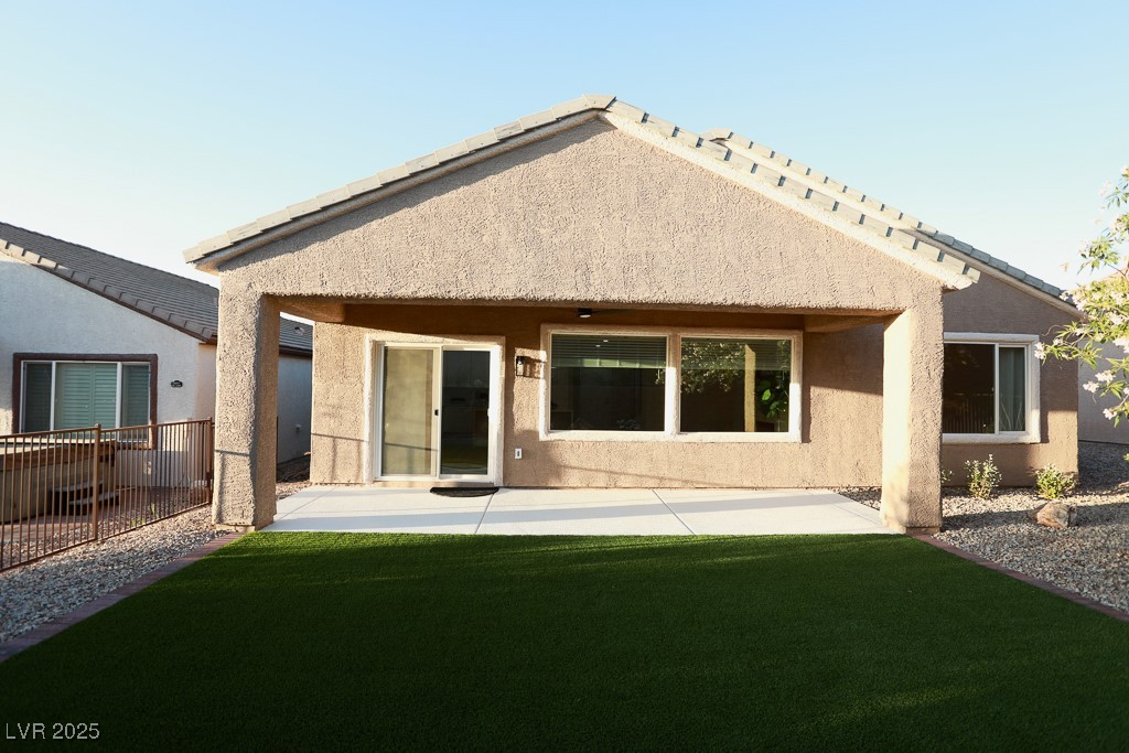 Henderson, Nevada 89044, United States, 2 Bedrooms Bedrooms, ,2 BathroomsBathrooms,Residential,Active,164050