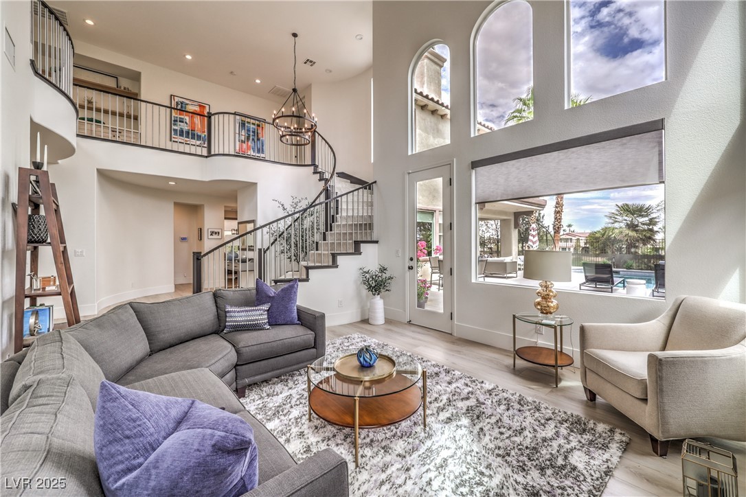 2922 SOFT HORIZON Way