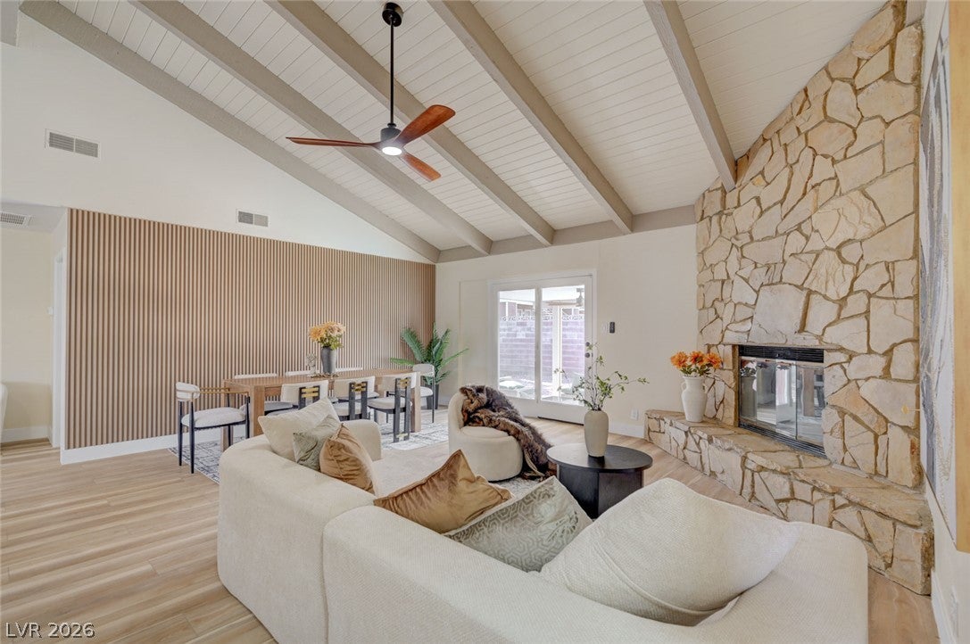 3195 Carmelita Circle