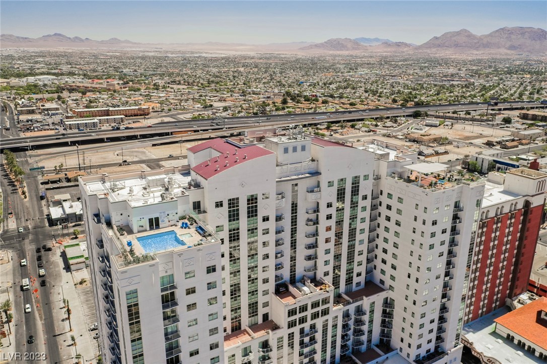 Photo 62 of 69 of 150 Las Vegas Boulevard 1708 house
