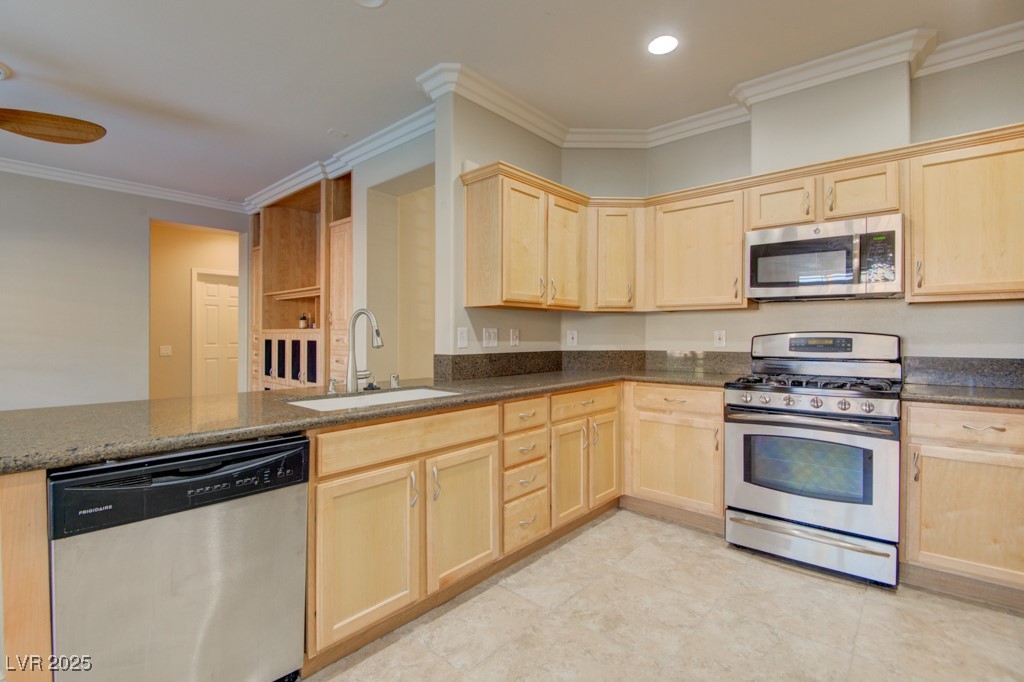 6826 Dovecote Avenue, North Las Vegas, Nevada image 16