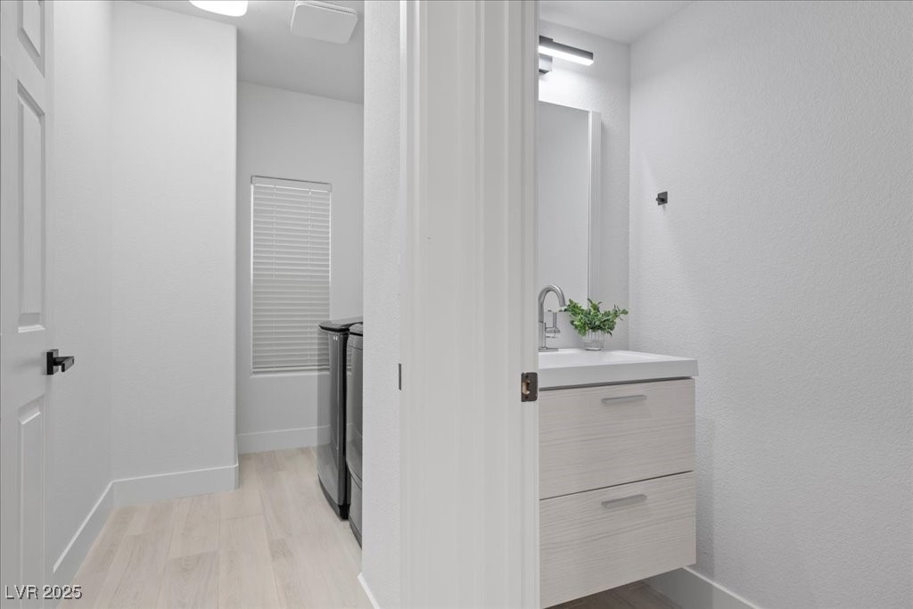 Las Vegas, Nevada 89138, United States, 3 Bedrooms Bedrooms, ,3 BathroomsBathrooms,Residential,Active,200885