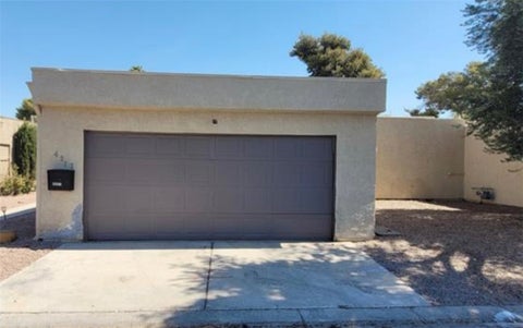 Townhouse For Sale - 4217 Park Court<br/> Clark County, Las Vegas, NV 89110