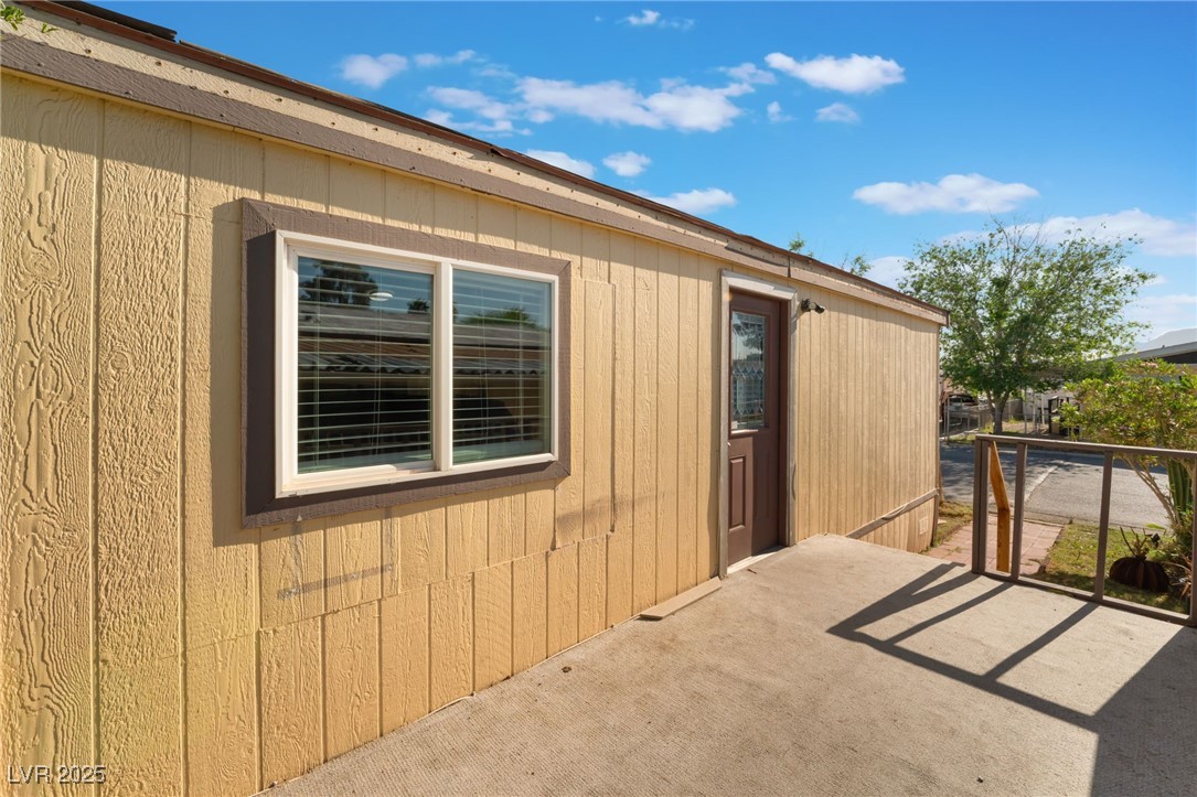 1943 Quintearo Street, Las Vegas, Nevada image 3