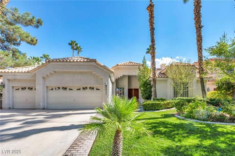 Photo of 8821 Robinson Ridge Drive, Las Vegas, NV 89117 (MLS # 2719215)