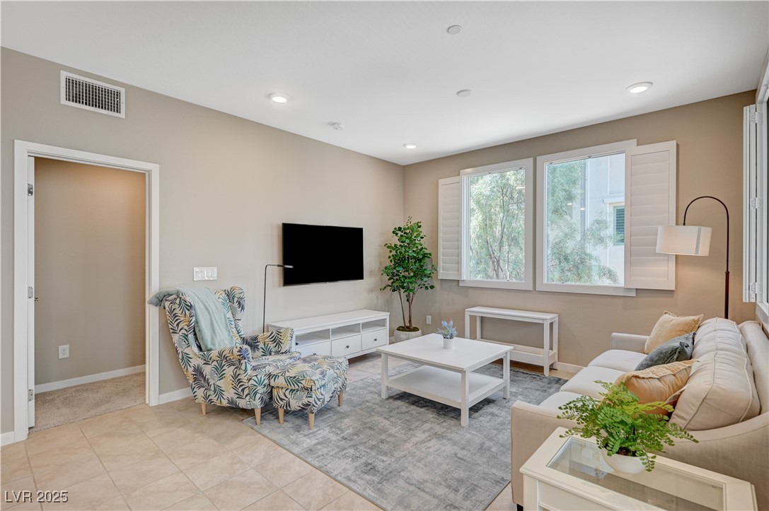 11238 Essence Point Avenue 208