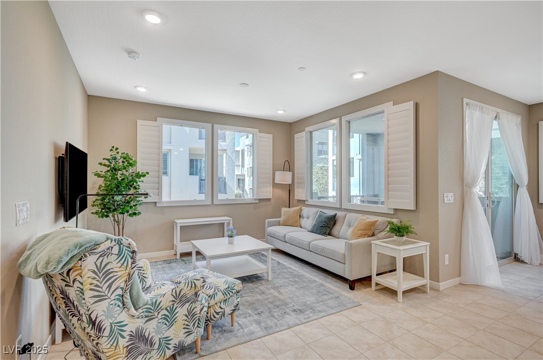 11238 Essence Point Avenue 208