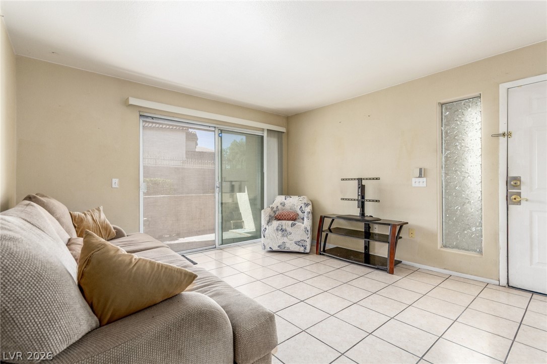 5710 E Tropicana Avenue 1146