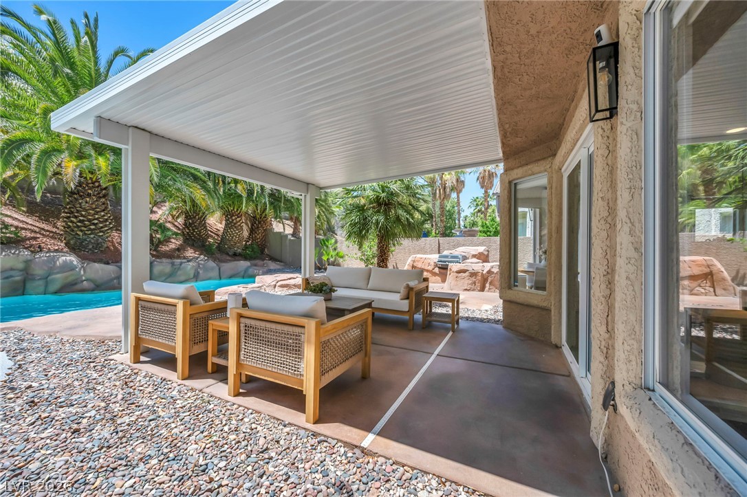 2153 Crestline Falls Place