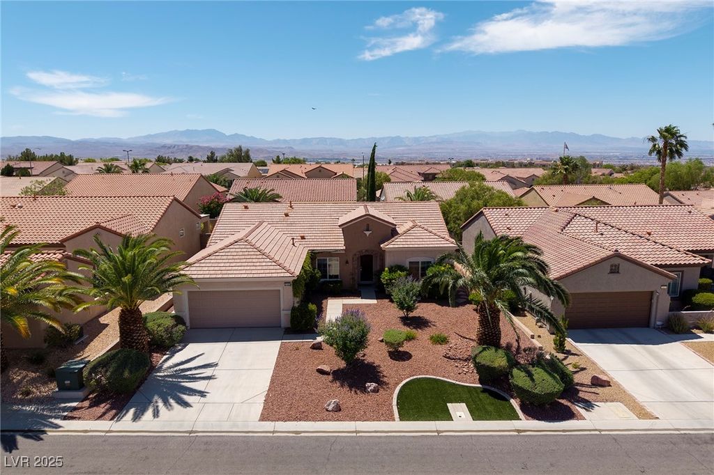 Photo of 2131 Waterton Rivers Drive, Henderson, NV 89044 (MLS # 2694281)