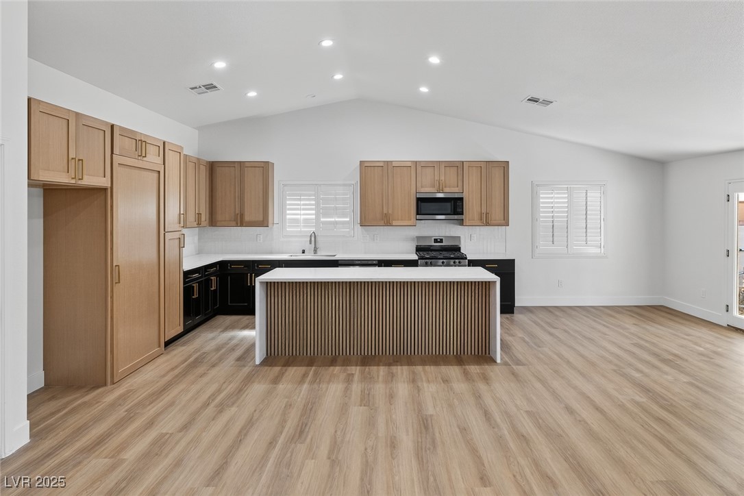 205 Derwent Place