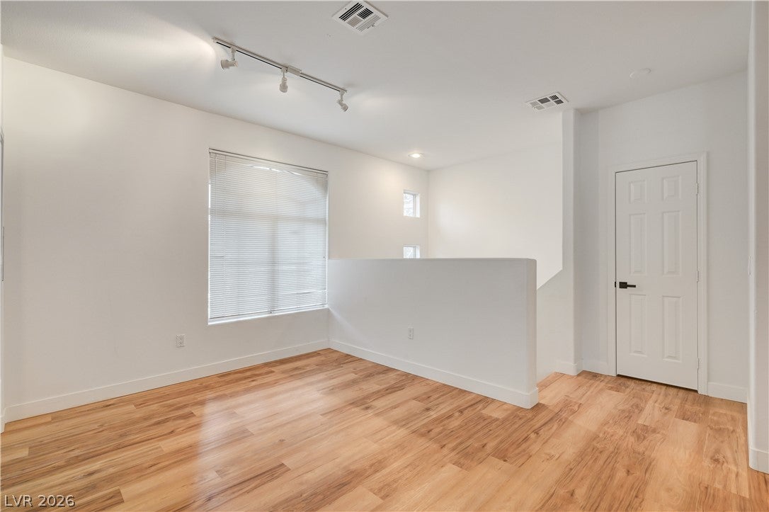 2050 W Warm Springs Road 1323