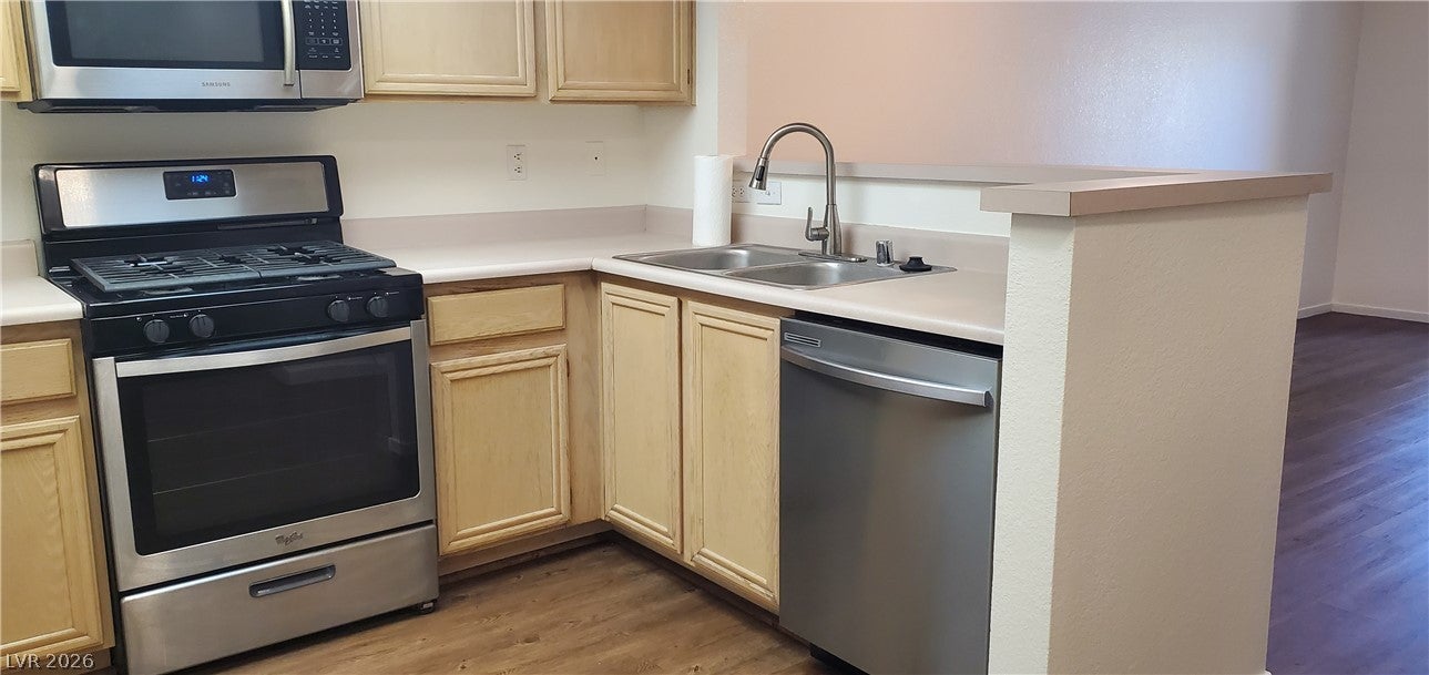 8070 W Russell Road 1123