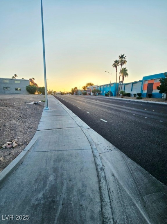 East Harmon Ave