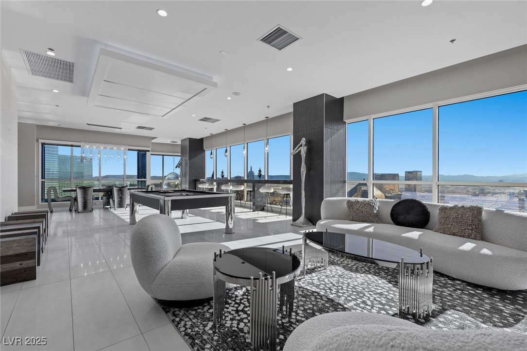 4575 Dean Martin Drive 3300