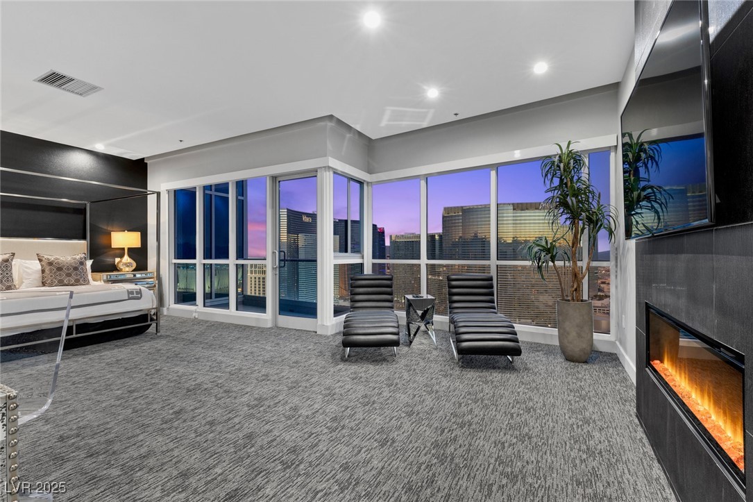 4575 Dean Martin Drive 3300