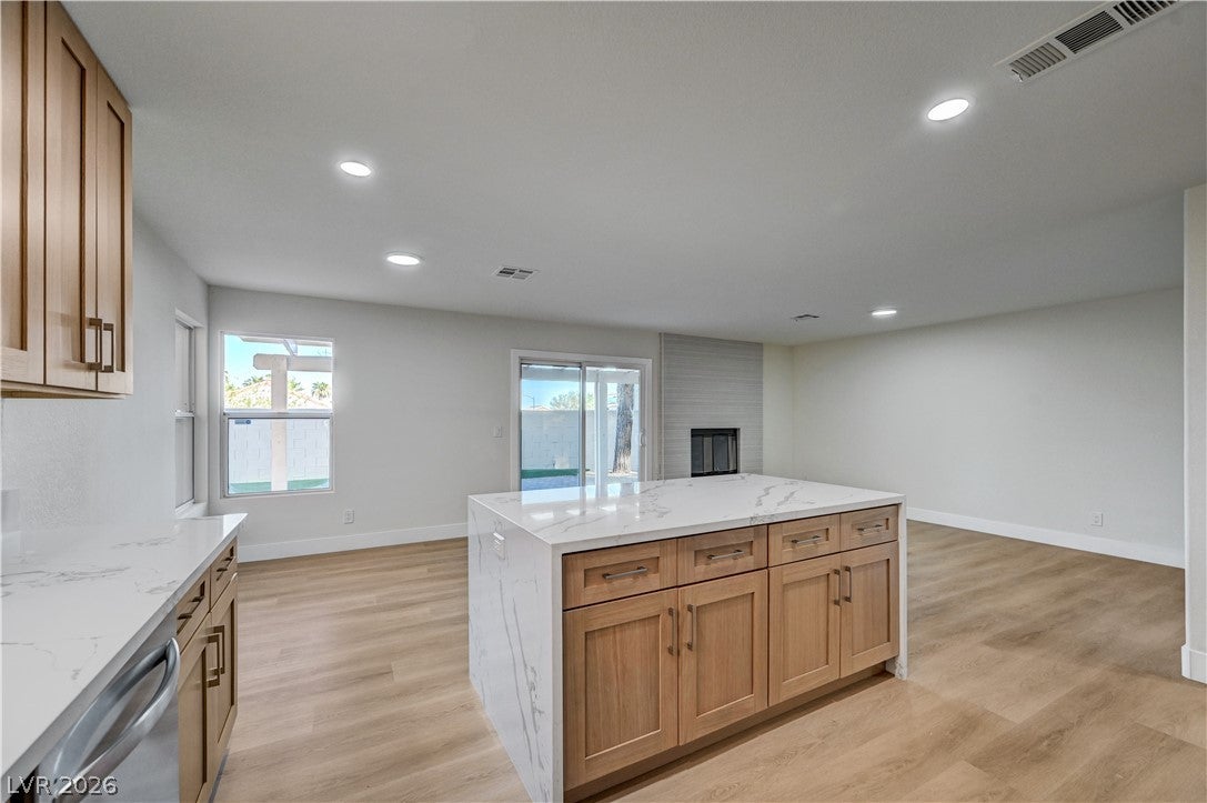 1600 Royal Canyon Drive