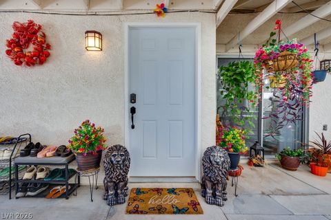 Tiny photo for 7304 Empress Drive, Las Vegas, NV 89147 (MLS # 2792516)